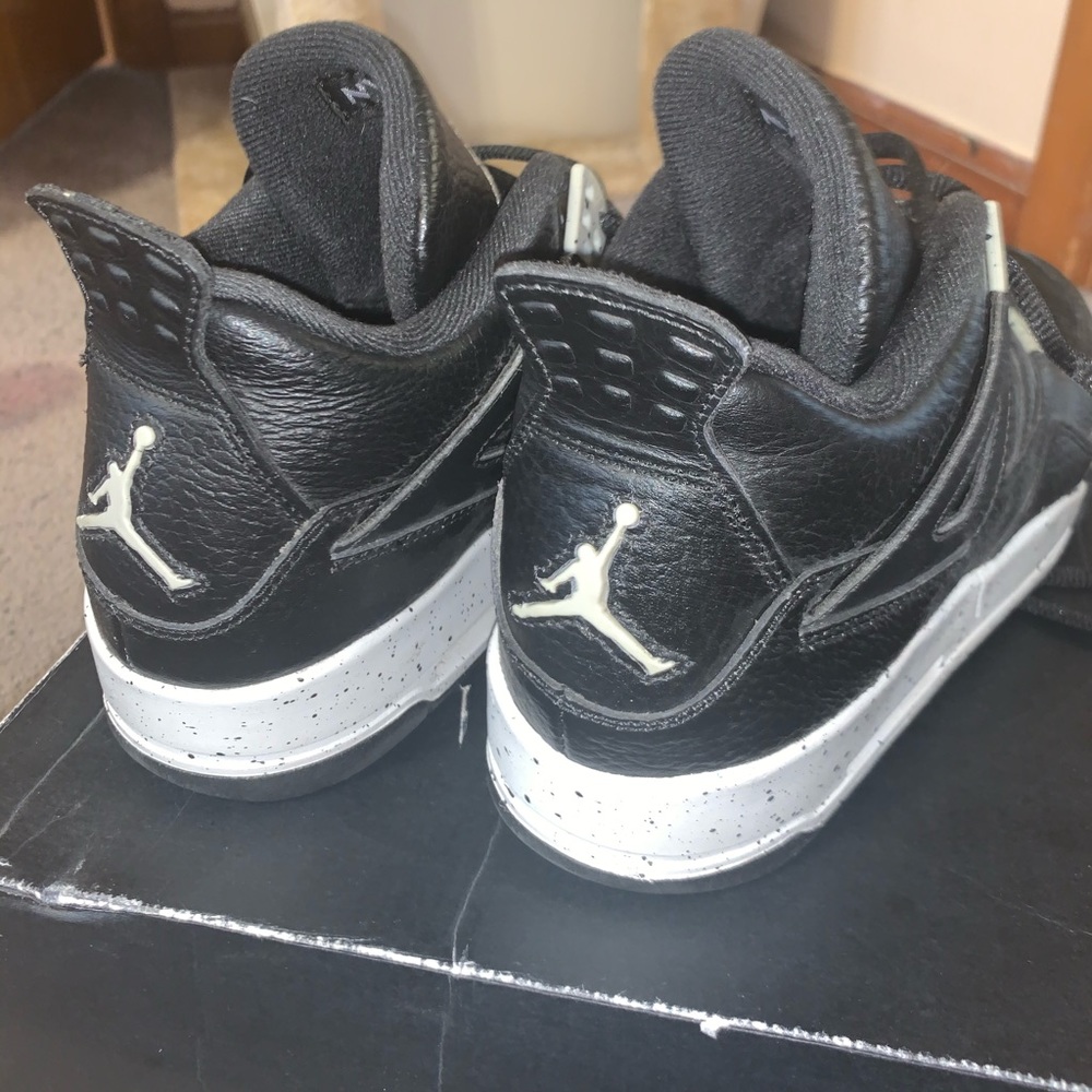 “Oreo” Air Jordan 4  Retro GS